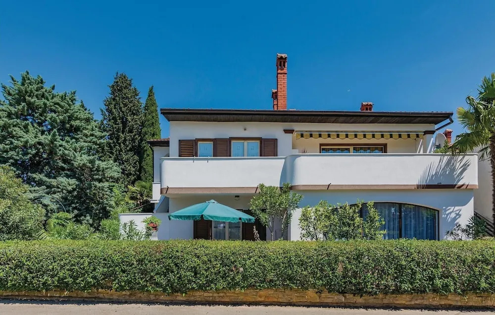 Beautiful Home in Novigrad With Wifi and 0 Bedrooms