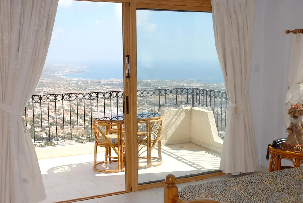 Villa With 3 Bedrooms in Peyia, With Wonderful sea View, Private Pool, Furnished Garden - 4 km From