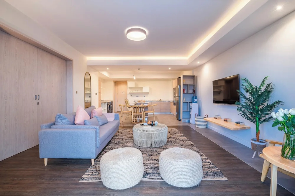 Capital 2 Bed Olive Tree Line By YourHost