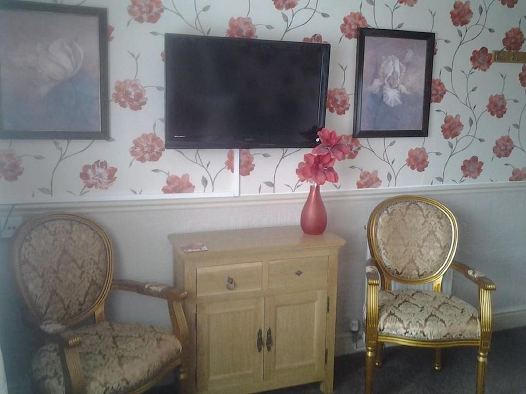 OYO Abbey Lodge Hotel