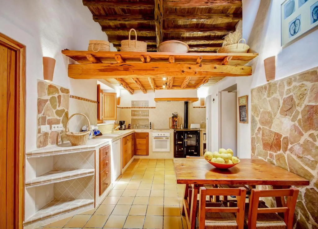 Villa Can Sunyer 5 bedroom villa with views of Las Salines.