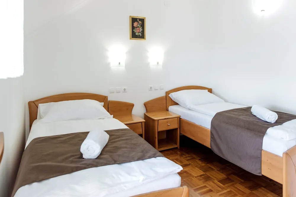 hotel reAktiv