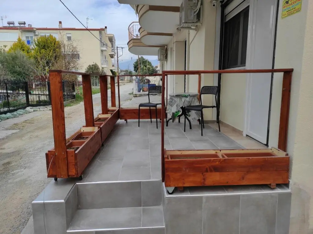 NIKOS HOUSE studio 2 παραλια Οφρυνίου