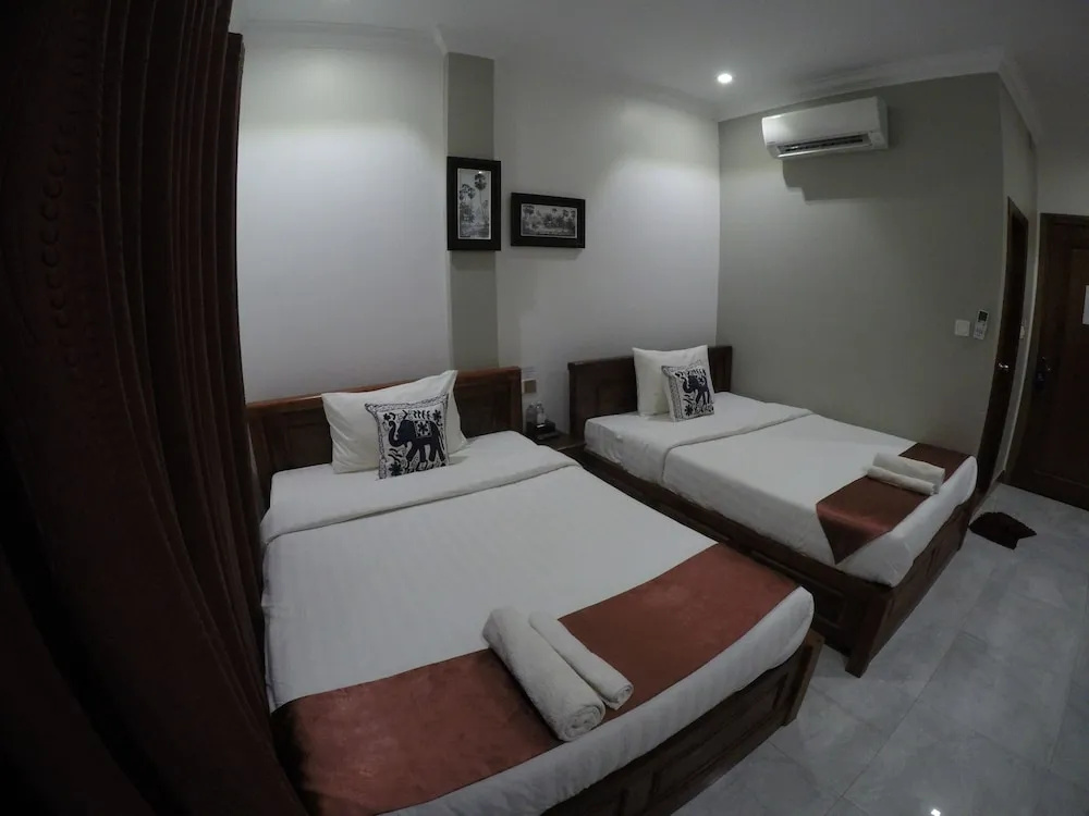 Happy​​ Family Guesthouse