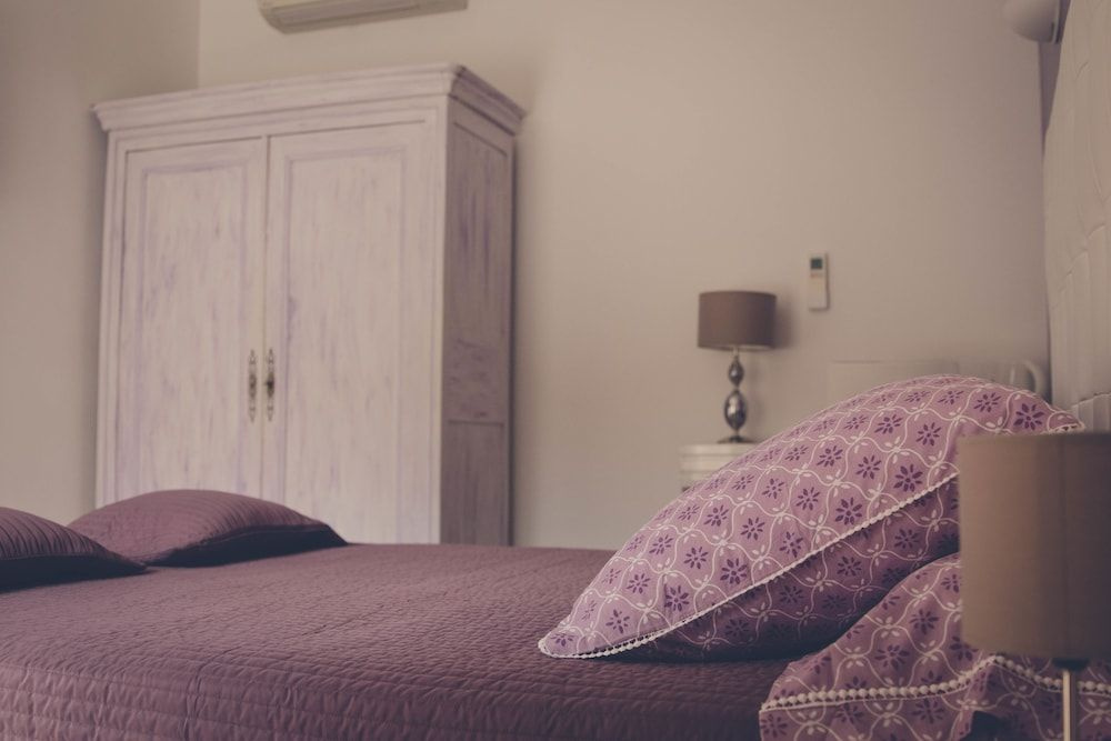 La Villa Nais PADEL&PISCINE -Suites & Appartements
