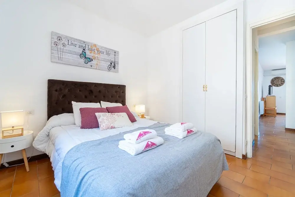 Empuriabrava Apartment With Pool, Parking