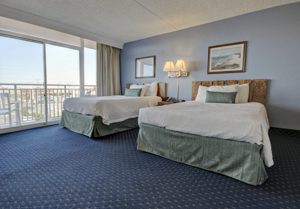Carousel Resort Hotel and Condominiums