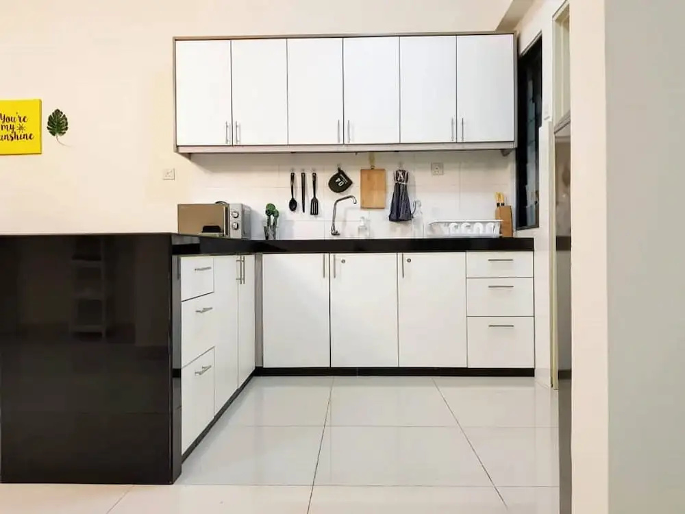 Puchong 8-12 pax Cozy Apartment IOI