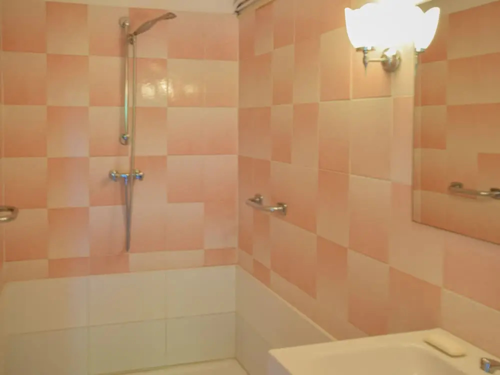 Beautiful Family Villa With Private Pool in Quiet Area of Villeneuve-sur Lot
