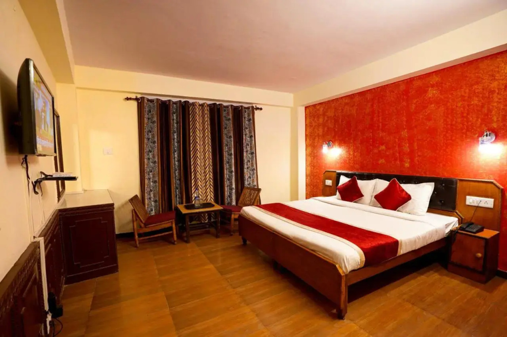 Hotel Atithi Mall Road