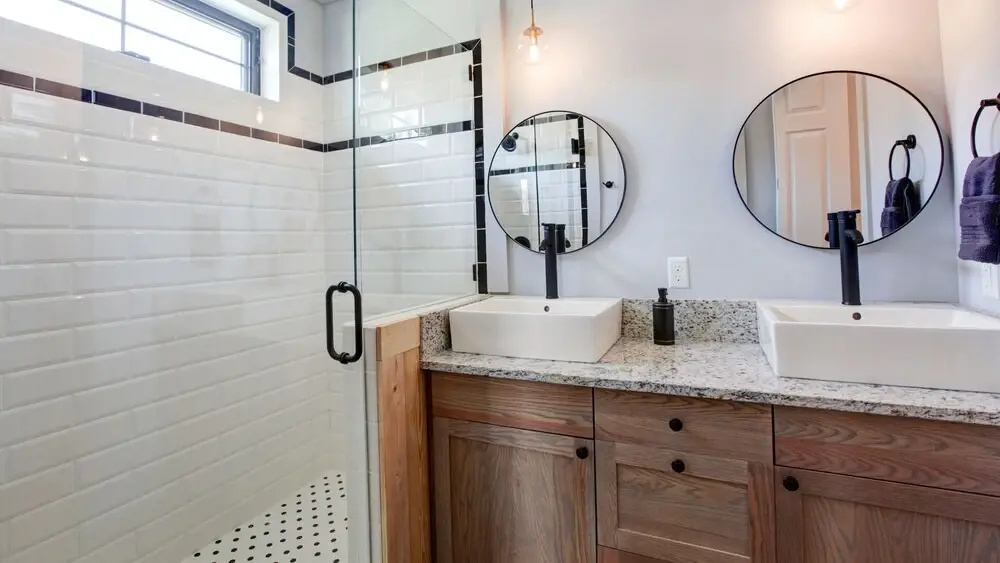 5 Bedroom, East 18th Street