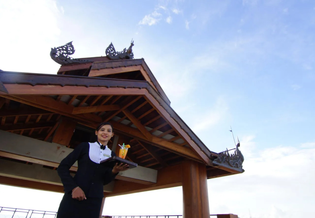 Shwe Ingyinn Hotel