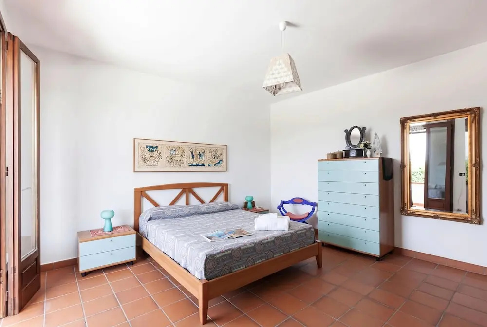 Villa Menhir with pool garden and tennis - Happy Rentals