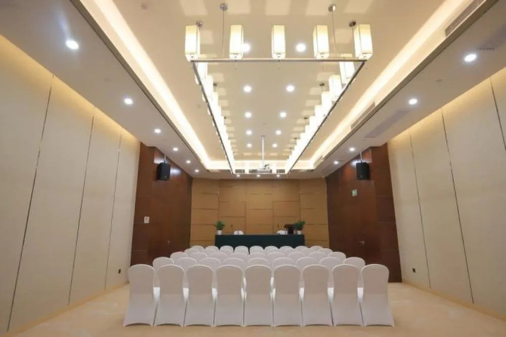 Hualiang Huatian Holiday Hotel