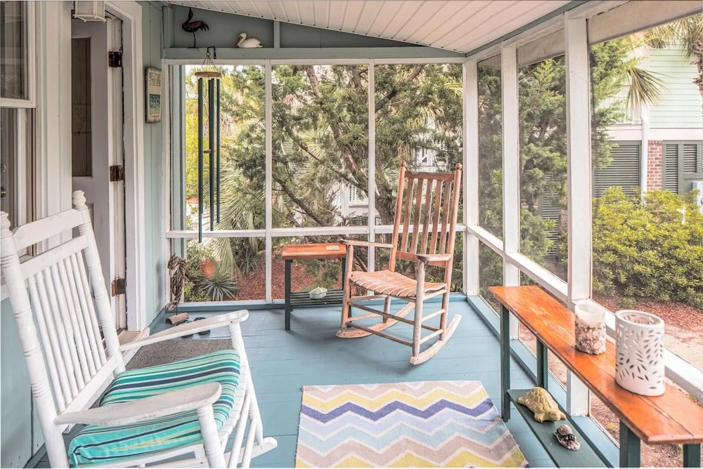 CScape - 2 Br Home