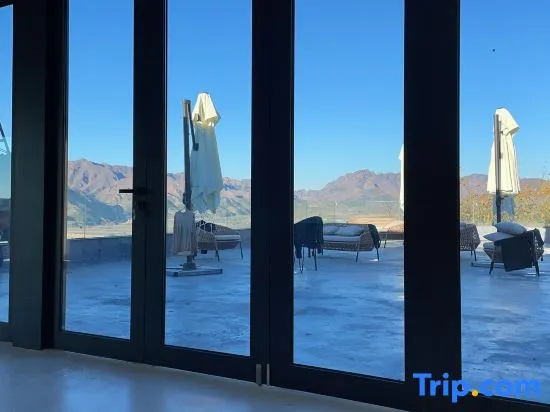 Mountains and B&Bs
