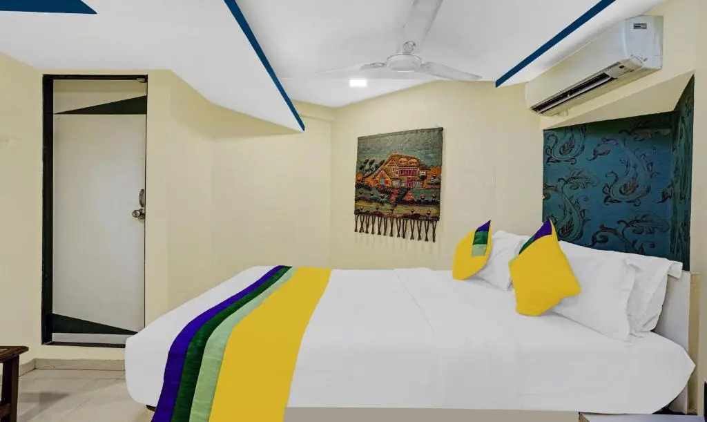 Hotel Amber Corp Inn