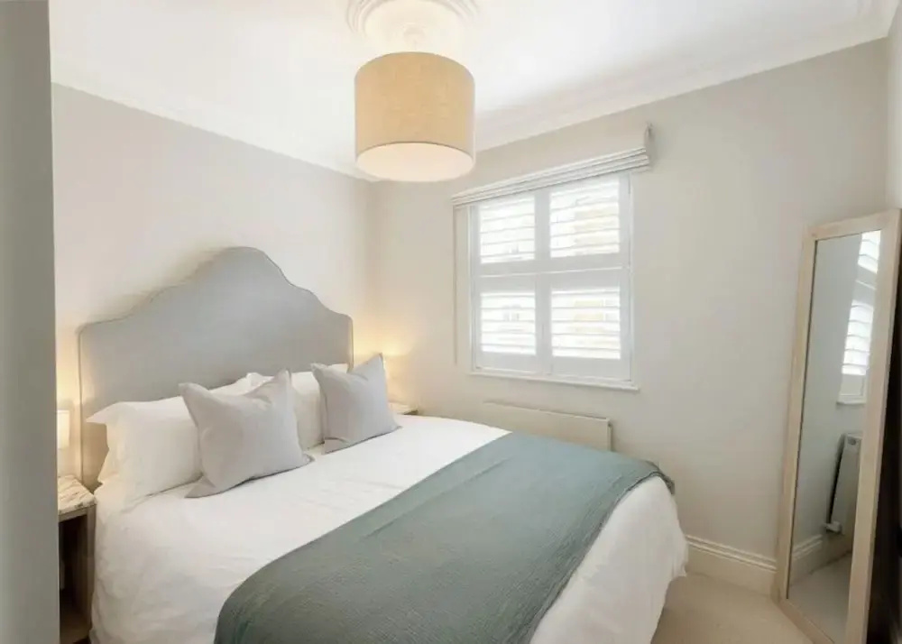 Luxury Shawfield Apartment in London