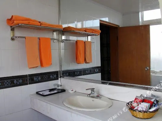 Huitong Hotel