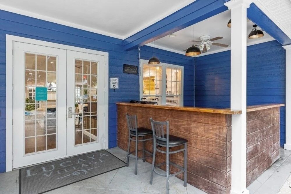 3 Bed 2 Bath Condo In Lucaya Village Near Disney 3 Bedroom Townhouse by RedAwning