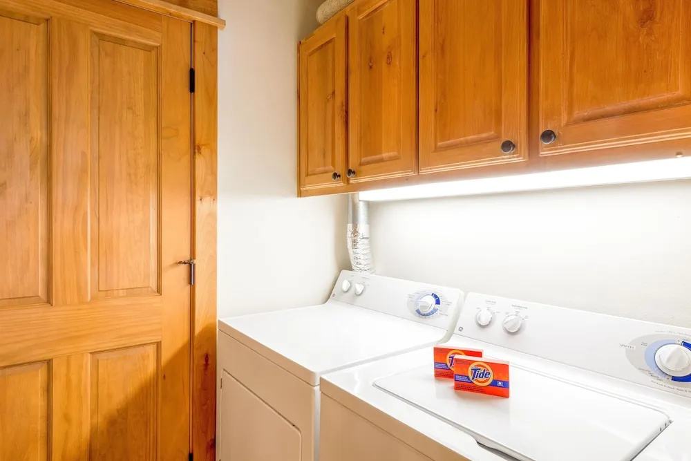 2740 Eagle Ridge Drive Condo - 2 Br condo by RedAwning