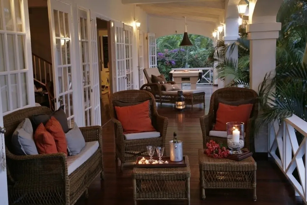 Beautiful Caribbean Style 2-bed Family Villa - Villa Kessi 2 Bedroom Villa by RedAwning