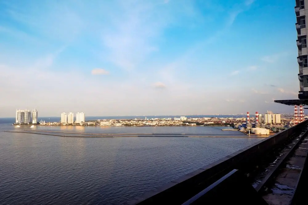 Best View and Spacious 2BR Green Bay Pluit Apartment