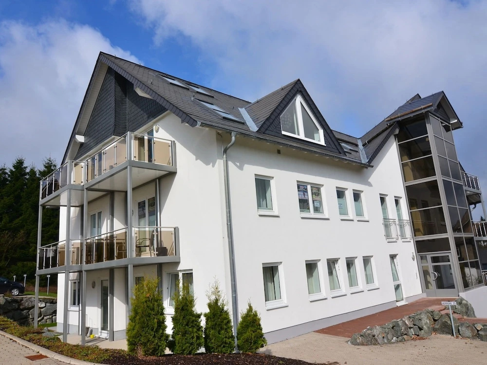 Beautiful, Modern Flat With Private Terrace in Winterberg