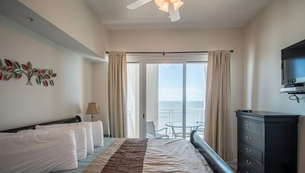 Legacy II 1404 Penthouse