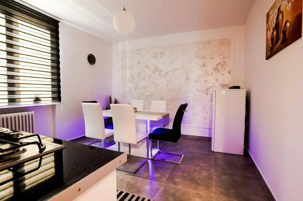 White Spacious Apartment