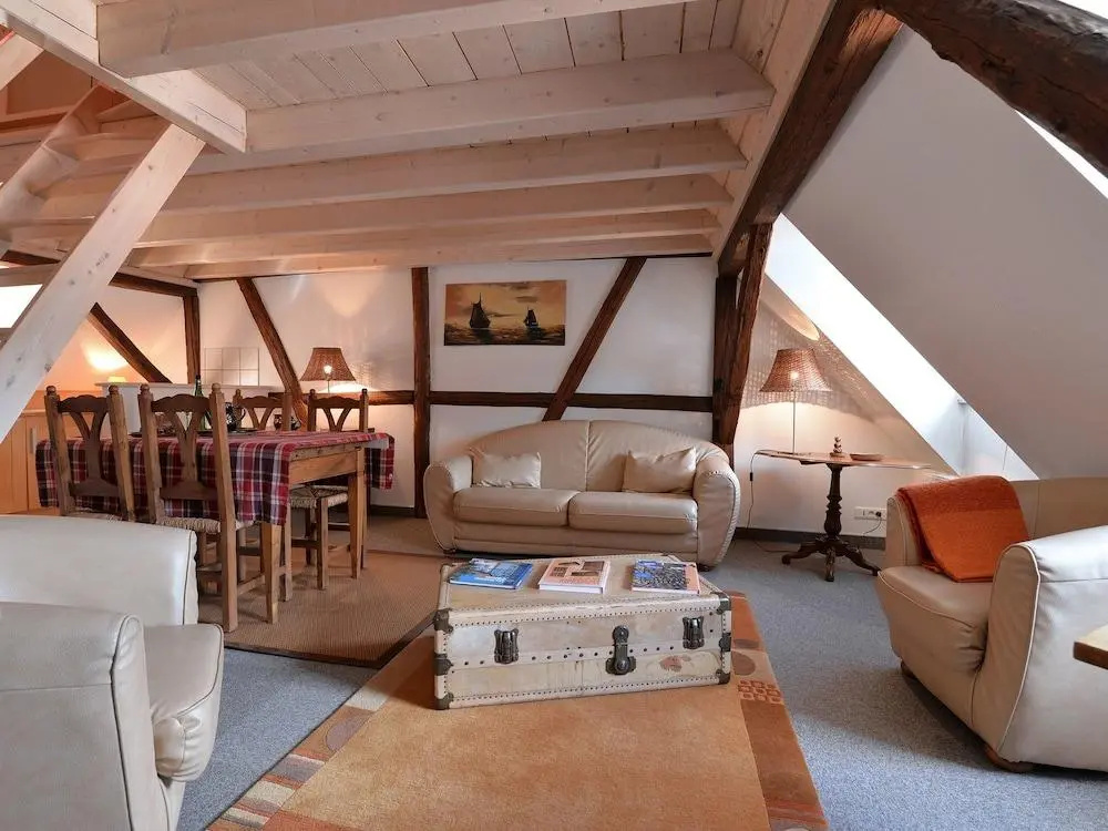 Domaine La Cour Des Nobles - Demeure, Maison et Appartements au coeur de Riquewihr