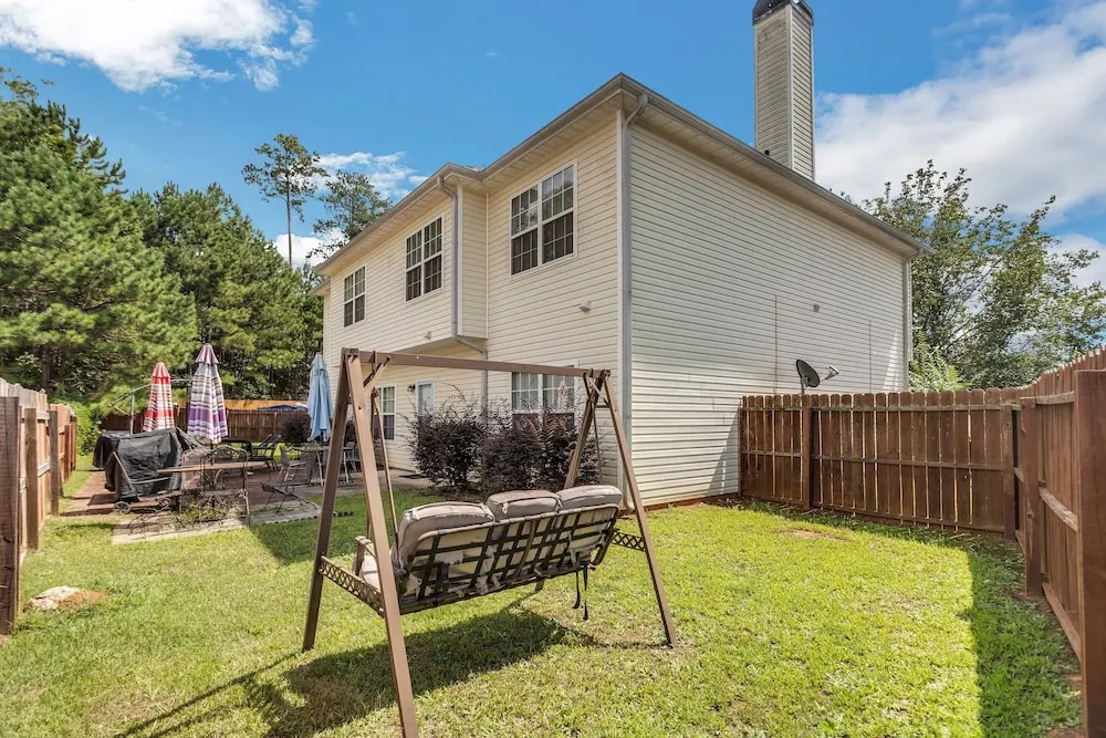 Atlanta Retreat W/ 2-car Garage, Fenced Yard 6 Bedroom Home by RedAwning