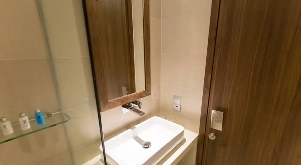 Stunning 80m2 Sea View Apartment, 1-min To Beach