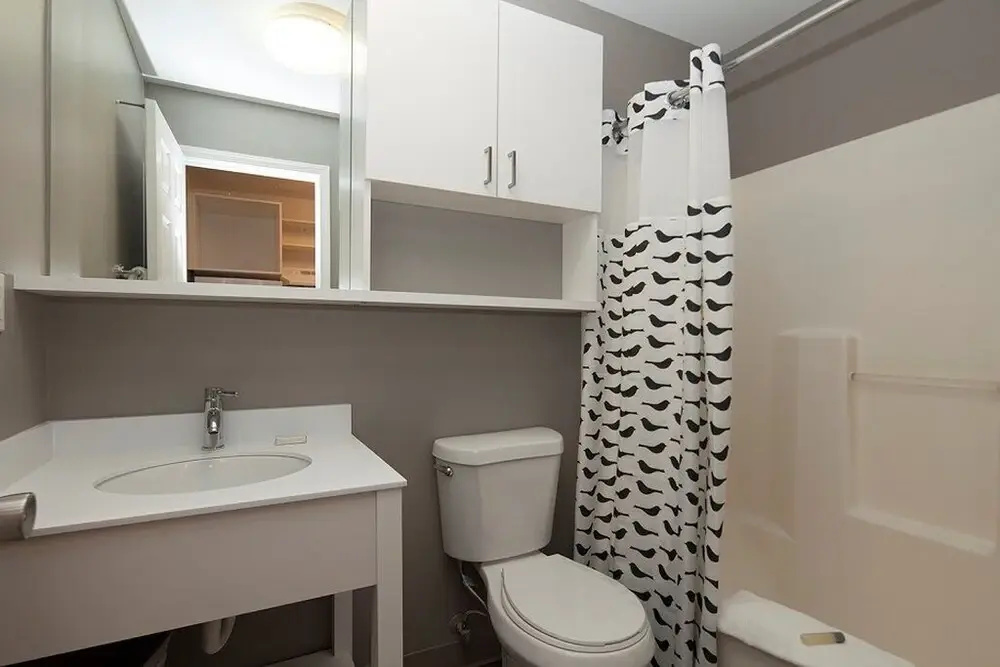 Uptown Suites Extended Stay Nashville TN - Smyrna