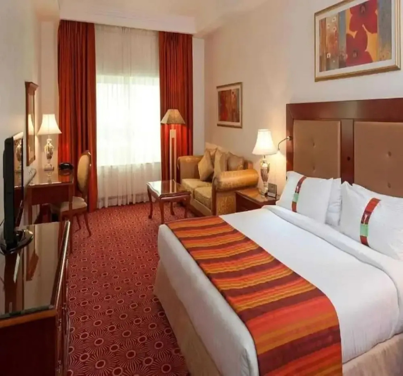 Holiday International Hotel By CMG