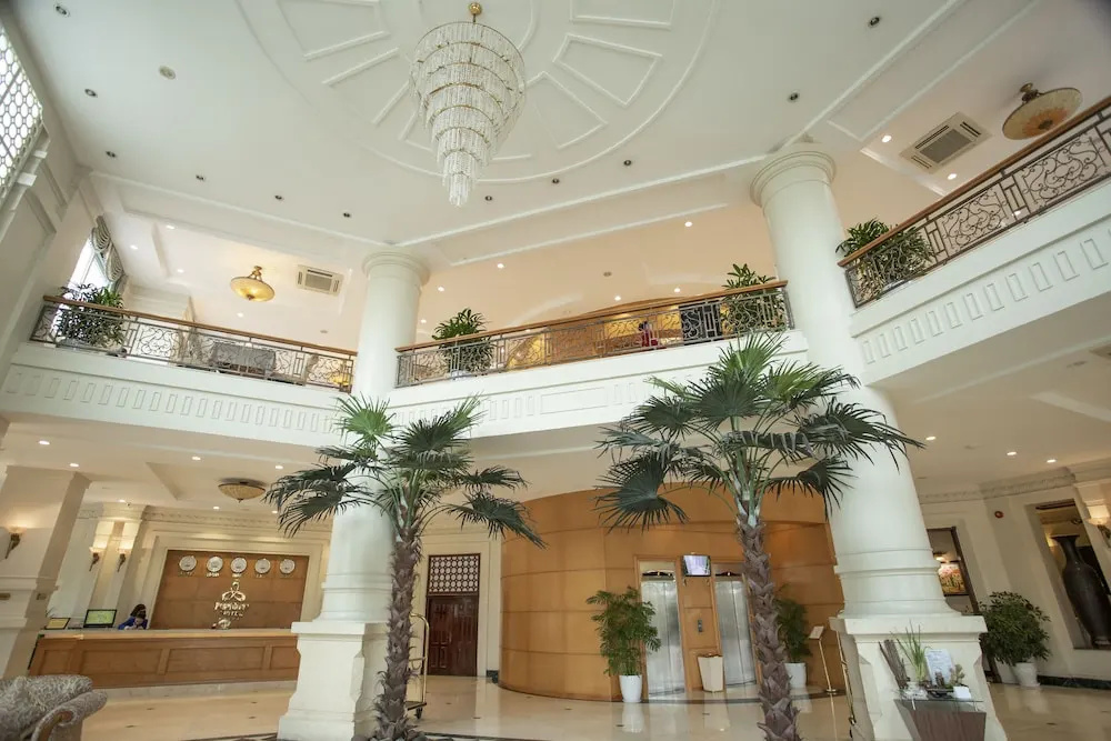 Pearl River Hotel