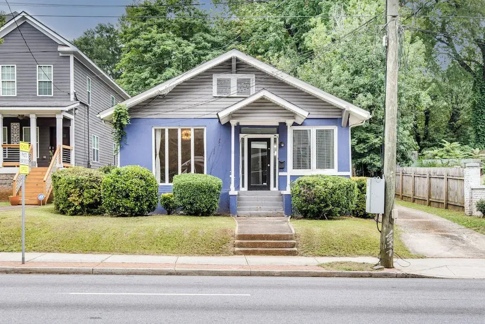 Renovated ATL Home 2 Mi to Mercedes-benz Stadium!