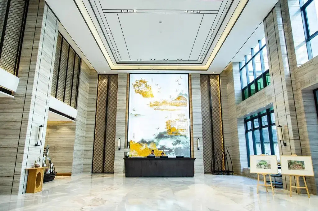Rezen Longuu Hotel