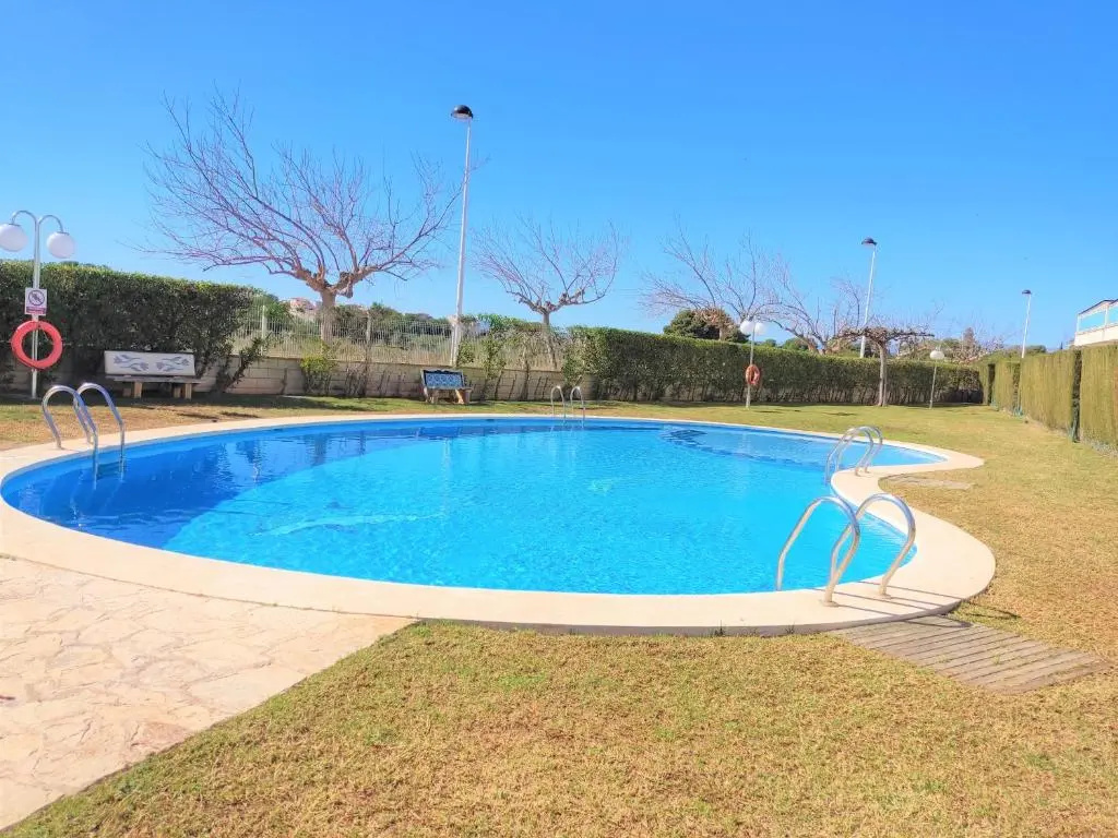 BAJO CON JARDIN Apartamentos Canaret ALBERT VILLAS
