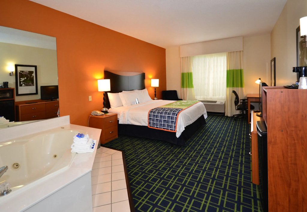 Fairfield Inn & Suites Jefferson City