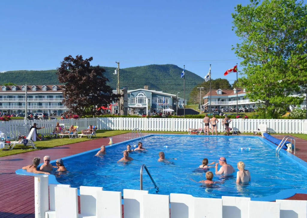 Riôtel Carleton-sur-Mer