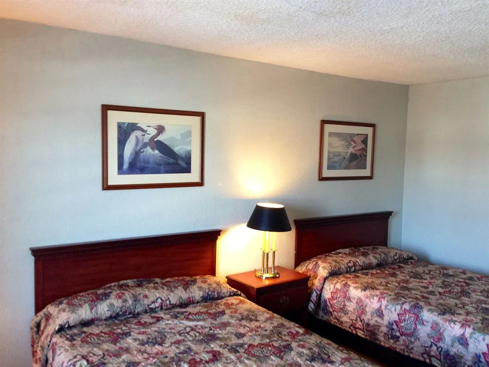 Country Hearth Inn & Suites Paducah