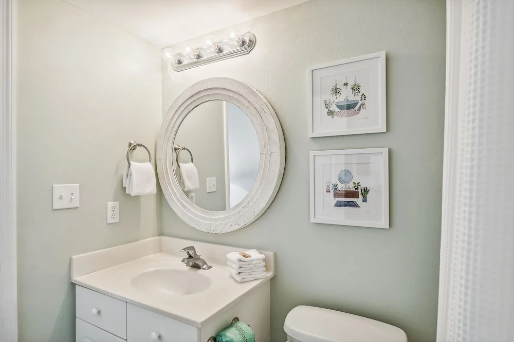 Seacrest 715AB is a 3 BR on the Gulf side of Okaloosa Island by RedAwning