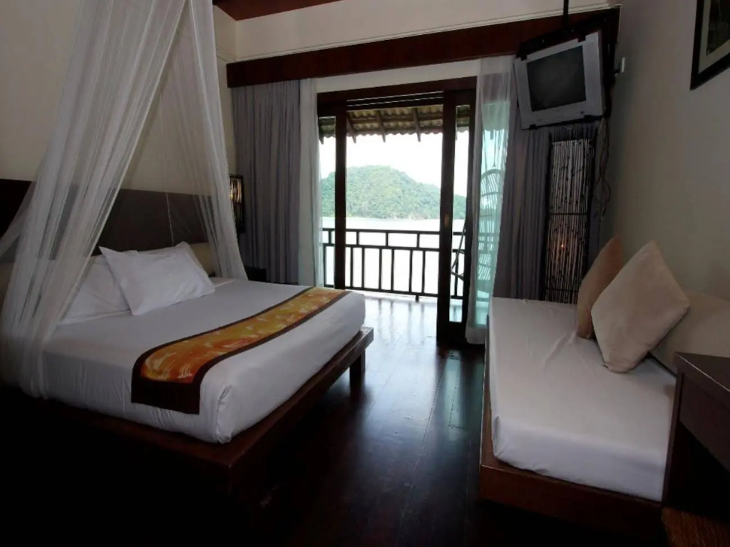 Gem Island Resort & Spa