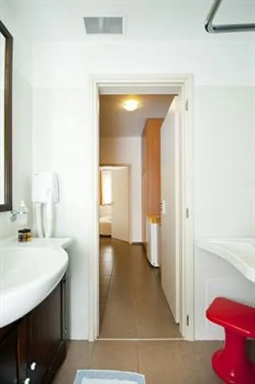 Anna Apartments & Studios