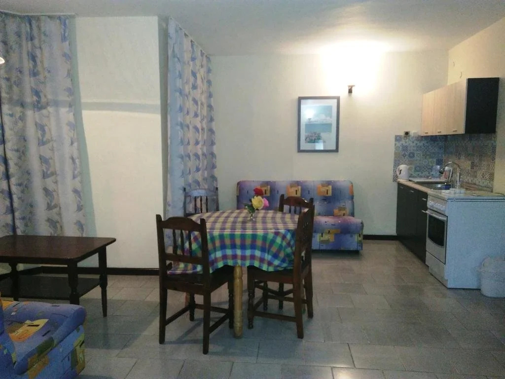 Lazur Hotel