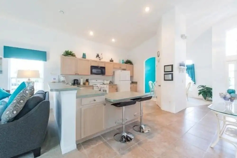Ov3252 - Hampton Lakes - 5 Bed 4 Baths Villa