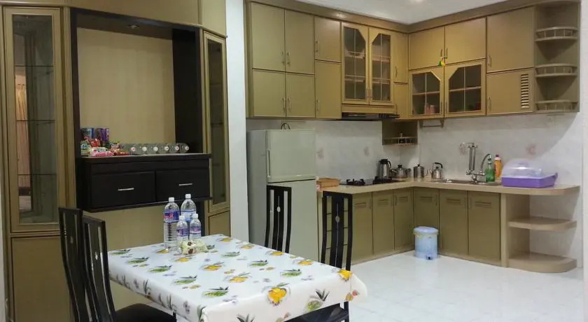 DeHomy Apartment
