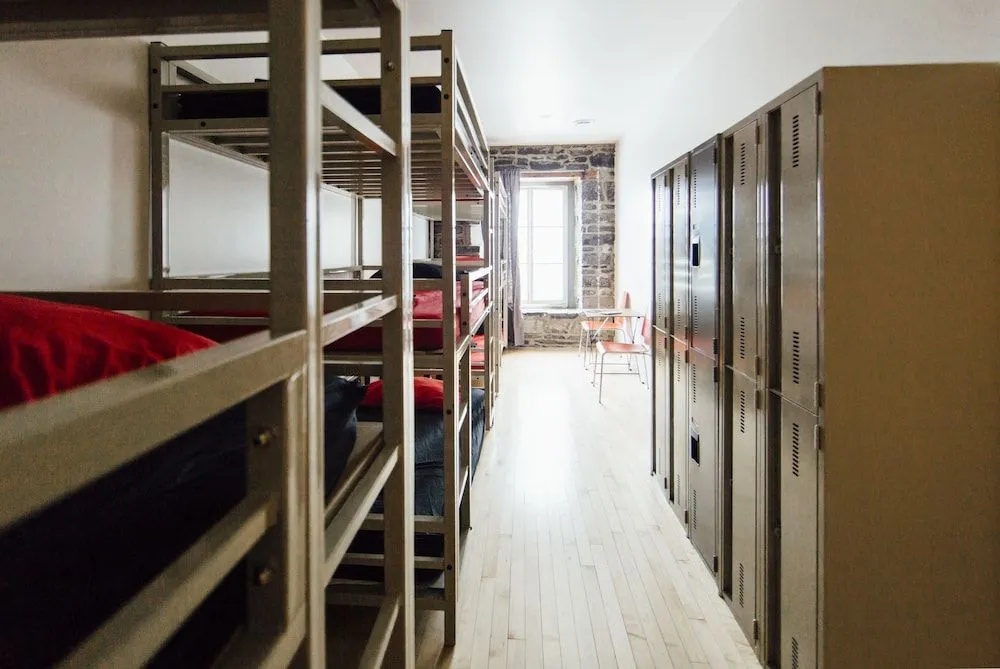 Alt Hostel