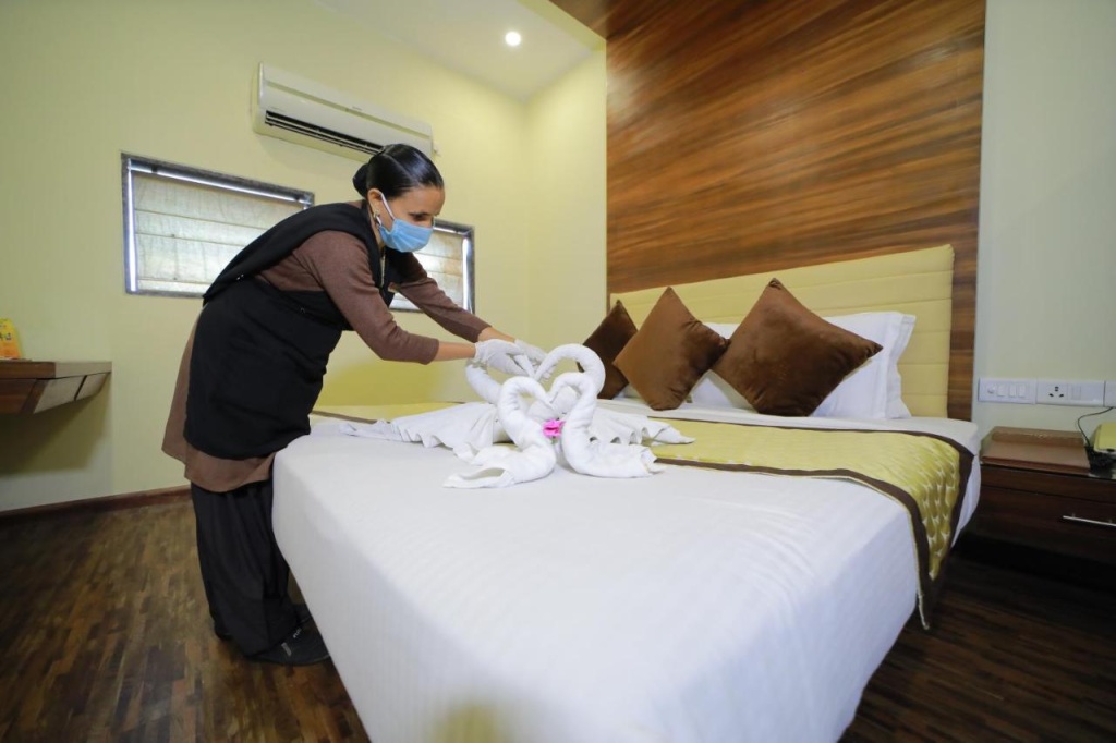Vijaya Tej Clarks Inn